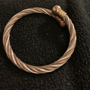 Tricolor Gold flexible bangle